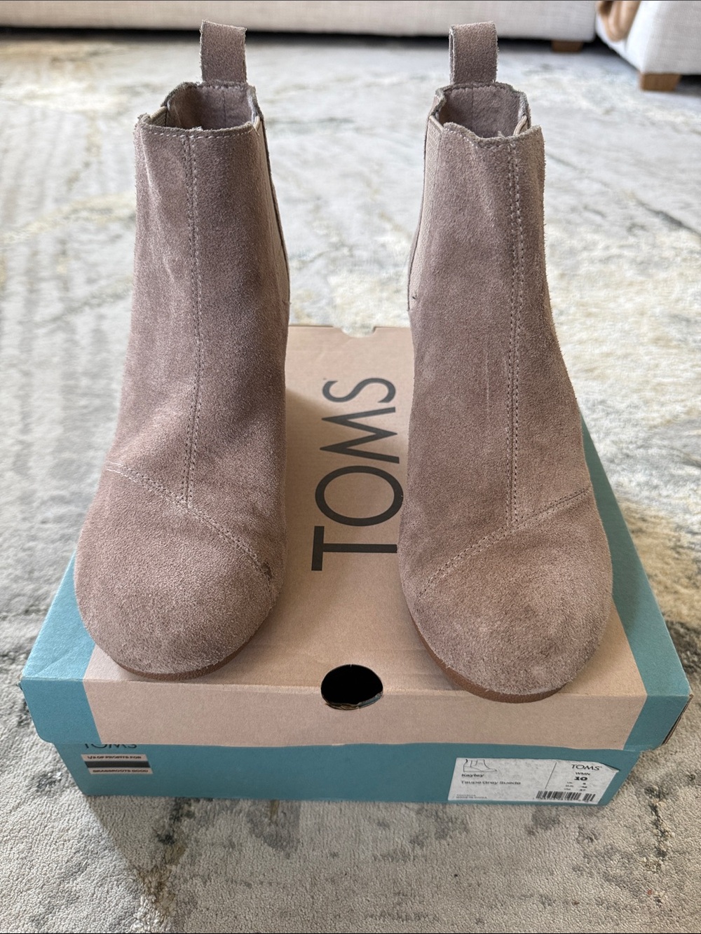 Toms Kayley Taupe Grey Suede Wedge Boots